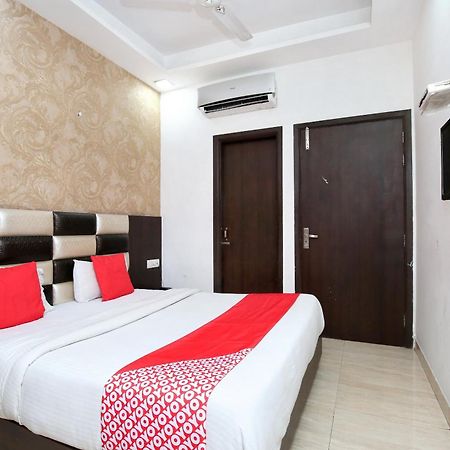 Super Hotel O Winner Inn Amritsar Exterior foto