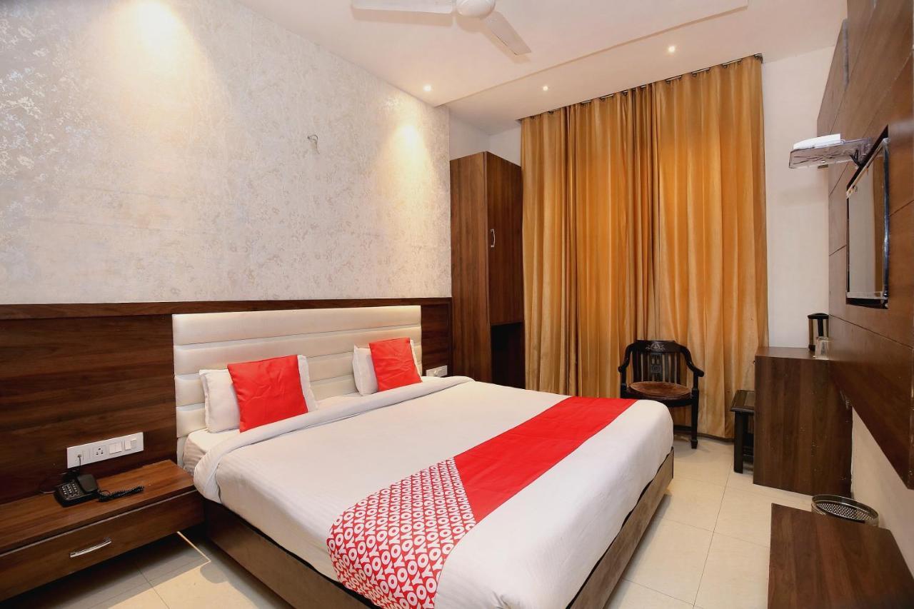 Super Hotel O Winner Inn Amritsar Exterior foto